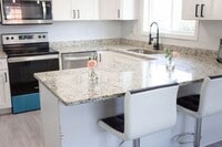 Building Photo - Beautifully Renovated 3-Bedroom Home in Hampton – Move-In Ready!