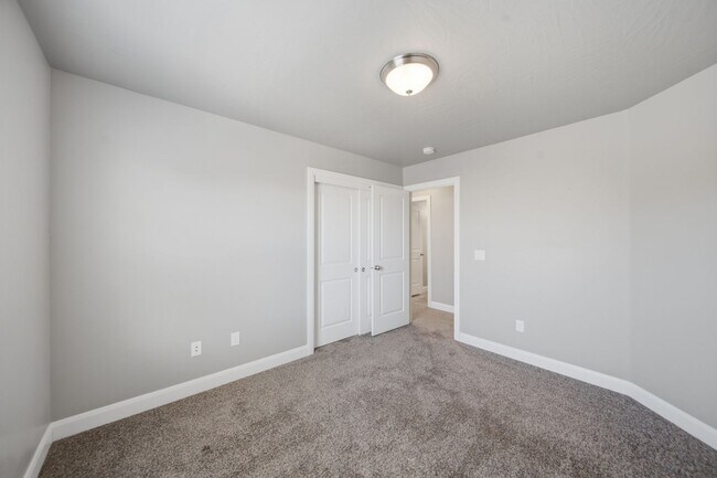 Building Photo - 3629 S Atlanta Ln