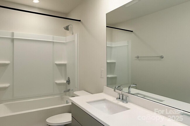 Building Photo - 4113 Armstrong Farm Dr