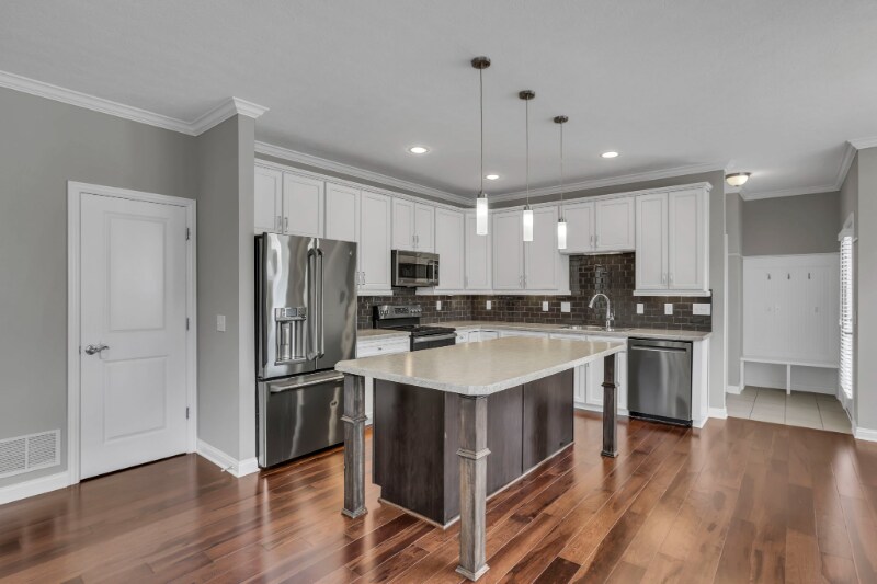 Building Photo - 5912 Danann Dr