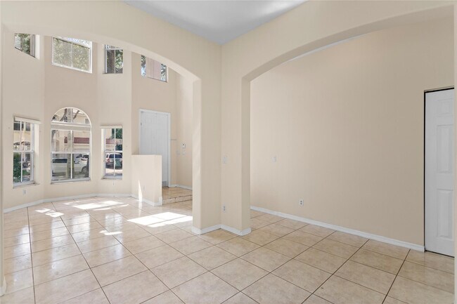 Building Photo - 2215 NW 76th Terrace