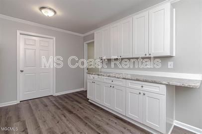 Building Photo - 6823 Mescalero St