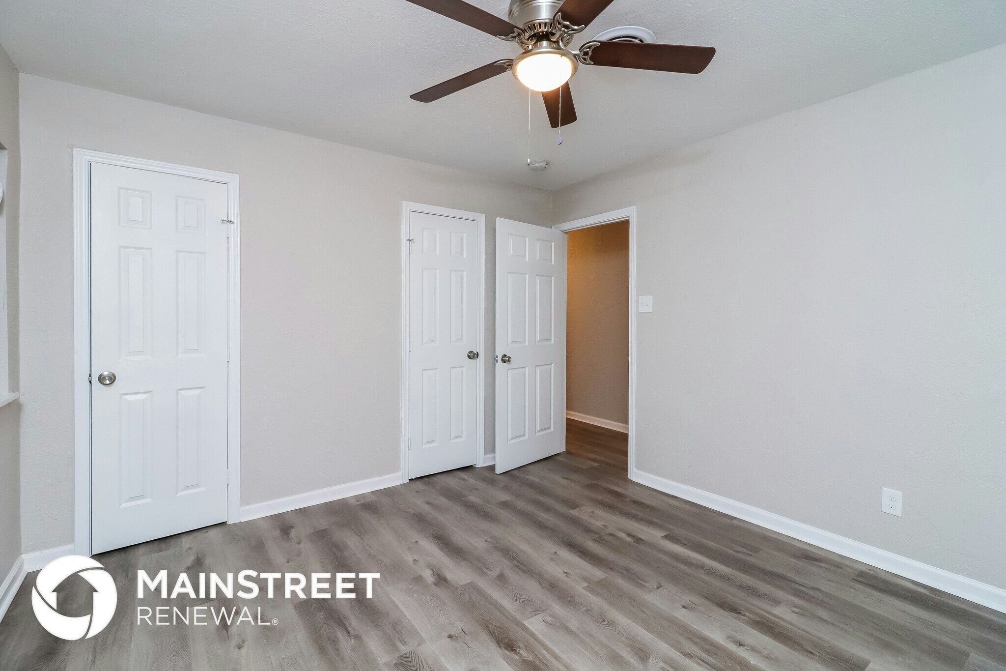 Building Photo - 3550 Creston Ct