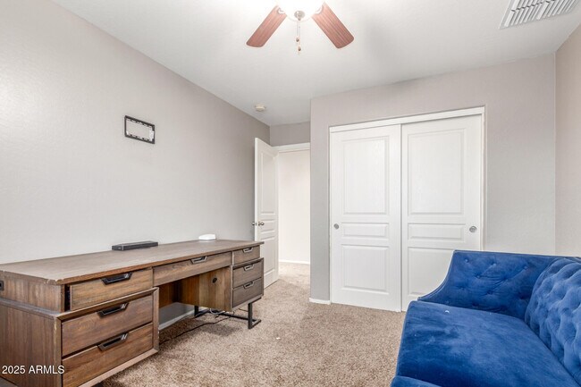 Building Photo - 4135 E Waterman Ct