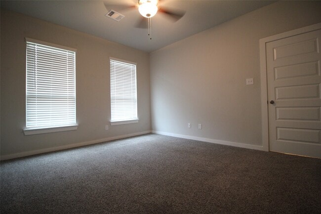 Building Photo - 25504 Starling Ln