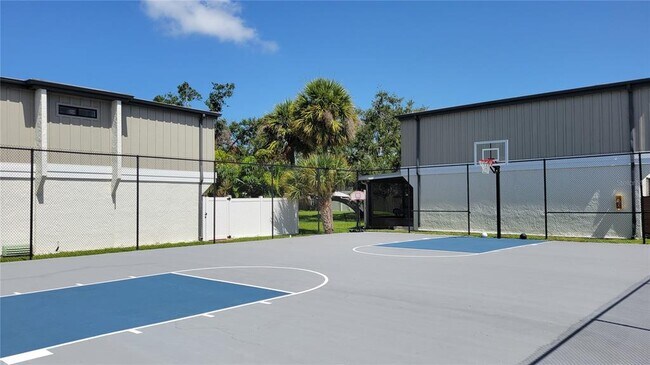 Building Photo - 4001 S Beneva Rd