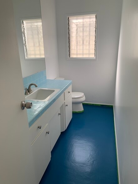 Building Photo - 2006 N Alvarado St