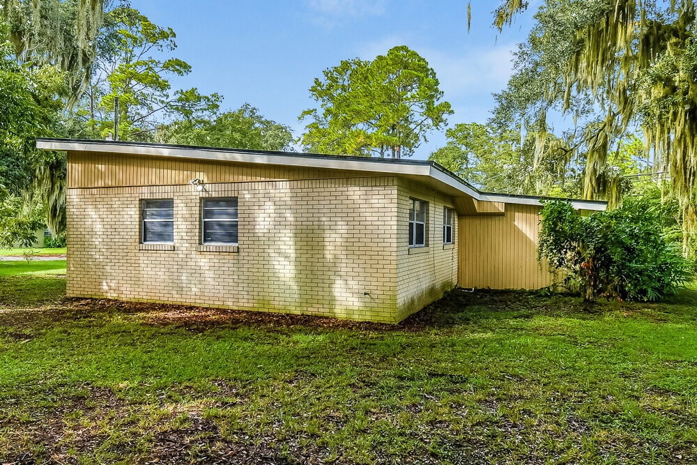 Building Photo - 8004 Patou Dr S
