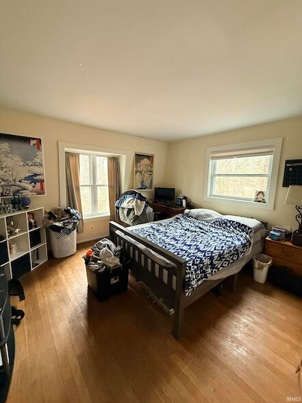 Building Photo - 1310 E Prairie Dr