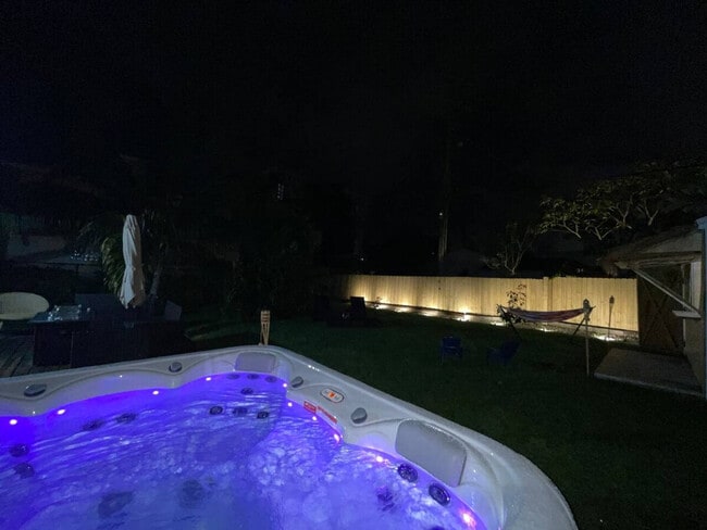 Building Photo - 430 45th St