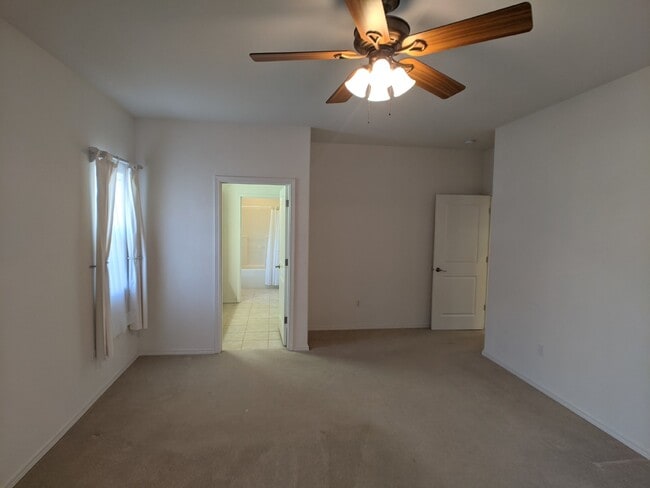 Building Photo - 3 bed 2 bath in Sequim