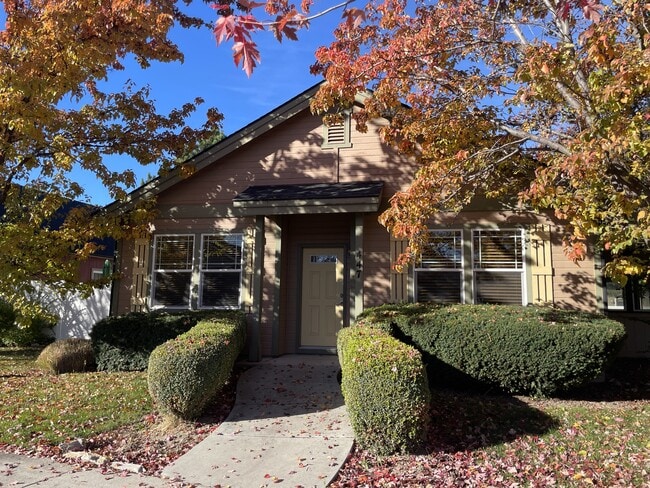 Building Photo - 447 N Baxter Way