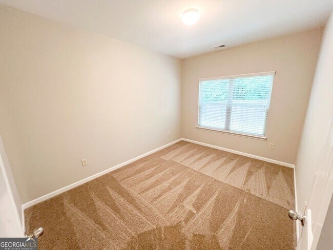 Building Photo - 1086 Blind Brook Cir