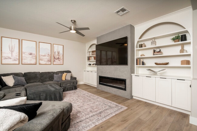 Building Photo - 9336 W Georgia Ave