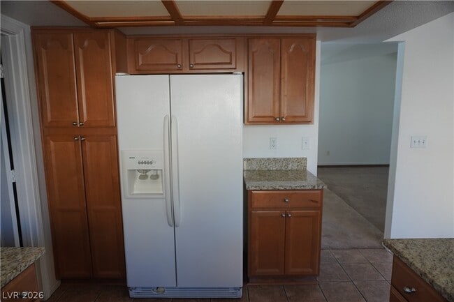 Building Photo - 8328 Del Rey Ave