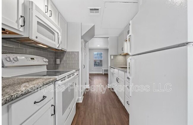 Building Photo - 600 Bagby Ave