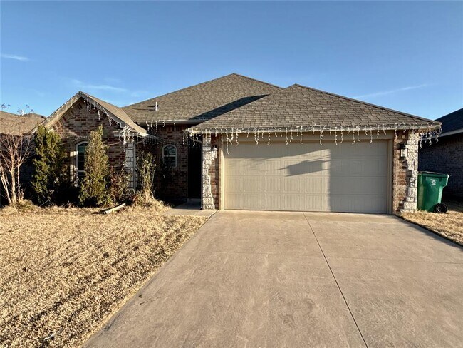 Building Photo - 3004 NW 183rd St