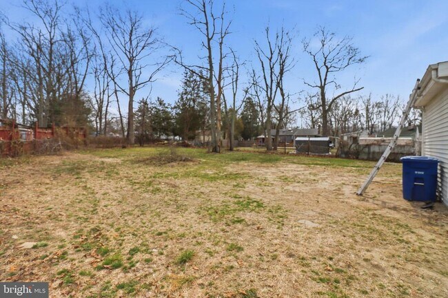 Building Photo - 4 Coville Dr