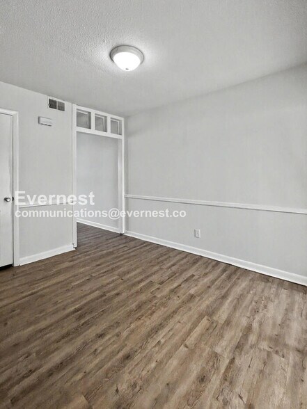 Building Photo - 2723 Reynolds Park Rd