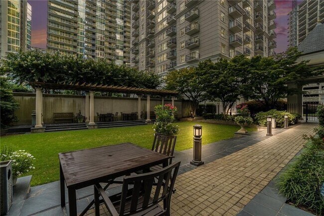 Building Photo - 199 14th St NE