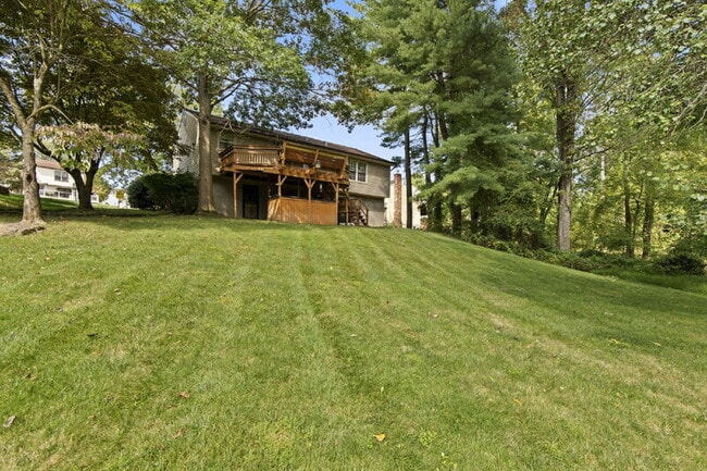 Building Photo - 7 Wood Oak Ct
