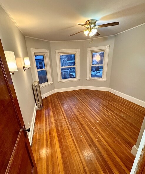 Building Photo - 24 Chapman St