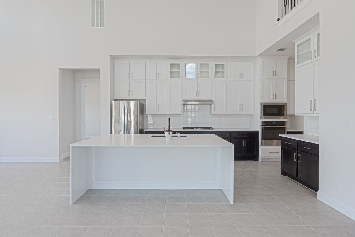 Building Photo - 301 Northcrest Dr