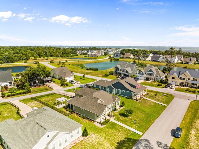 Building Photo - 202 Seagrass Wy