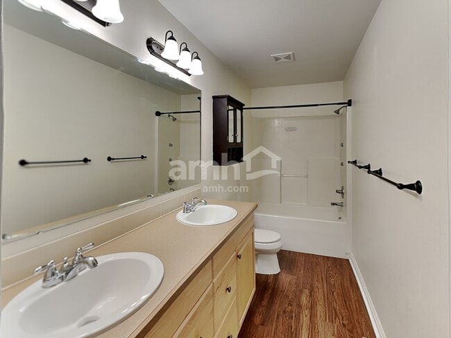 Building Photo - 1845 N Pingo Ave
