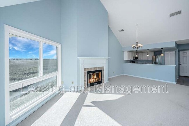 Building Photo - 242 Little Oak Island Dr