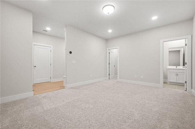 Building Photo - 1500 Wicker Wood Pl