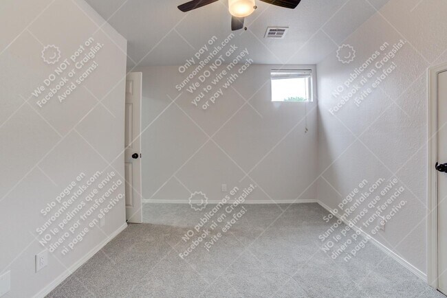 Building Photo - 7012 S 78th E Ave