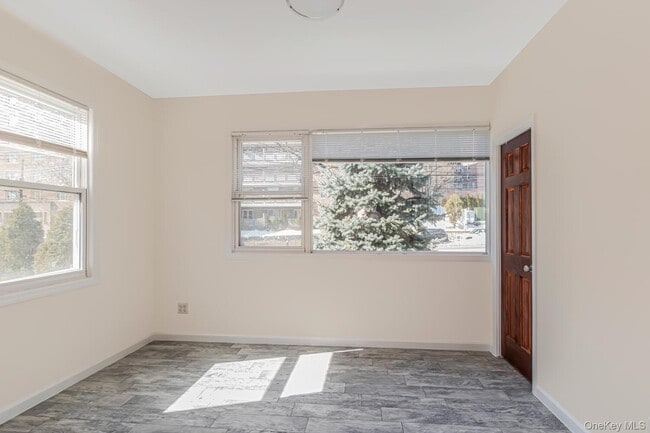 Building Photo - 5630 Riverdale Ave