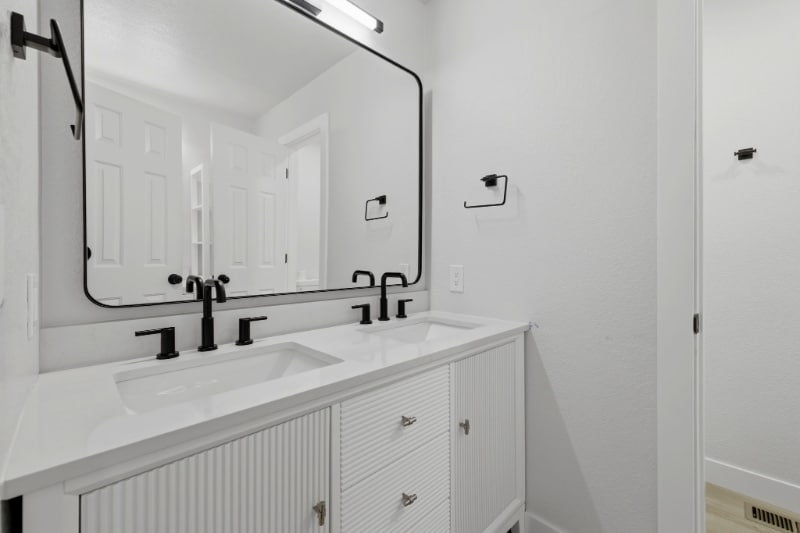 Building Photo - 5531 W Louisiana Ave