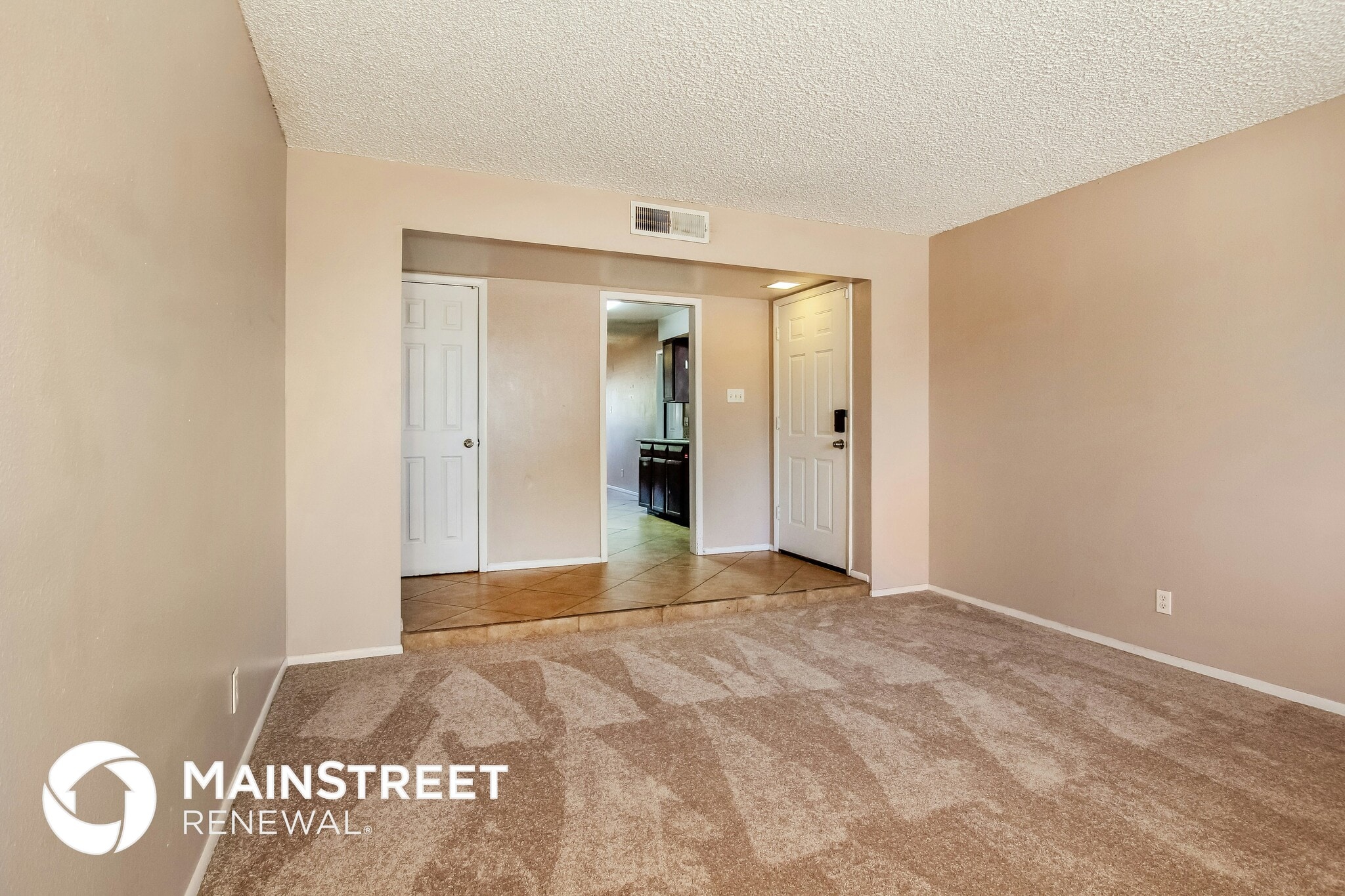 Building Photo - 3907 W Kaler Dr