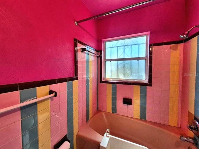 Building Photo - 2413 E 38th Ave