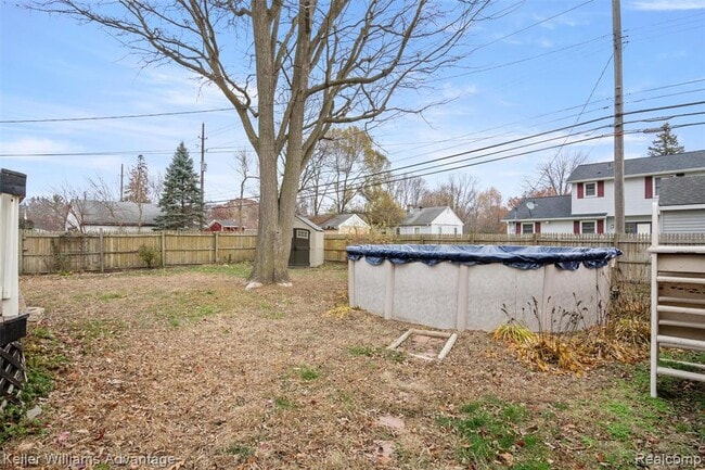 Building Photo - 33533 Rhonswood St