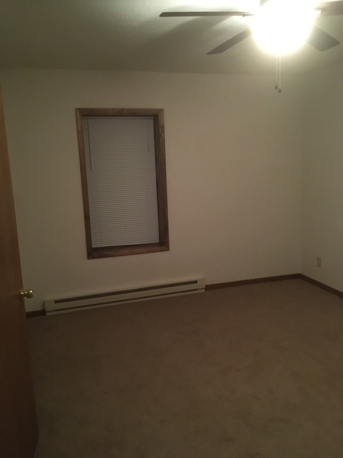 Master bedroom - 119 W Main St