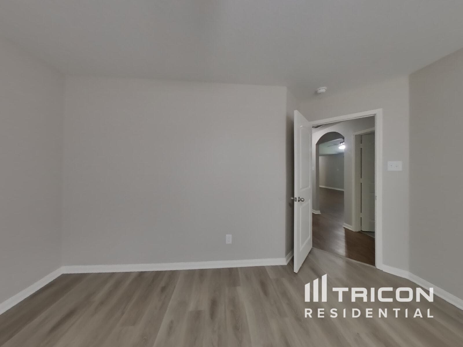 Building Photo - 2417 Regatta Ln