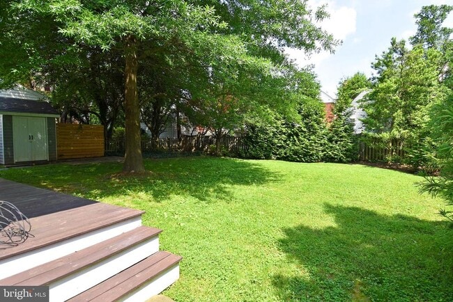 Building Photo - 4729 16th Rd N