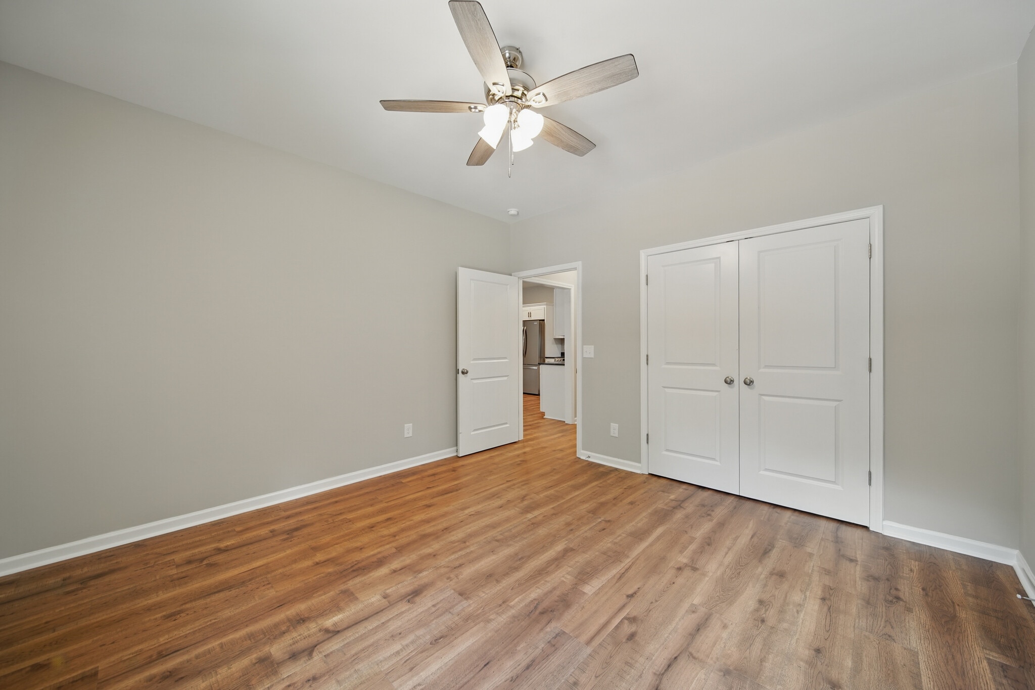 2nd bedroom - 216 Legion Dr