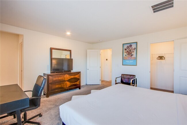 Building Photo - 9858 W Meranto Ave