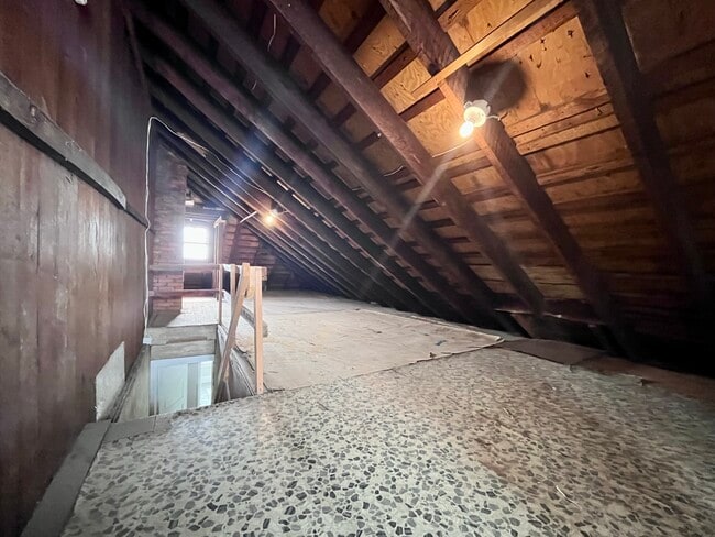 Walk Up Attic - 729 3rd St