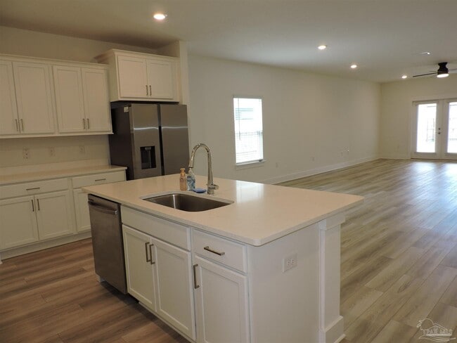 Building Photo - 6521 Paso Fino Dr