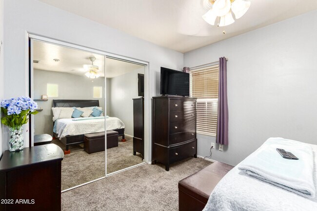 Building Photo - 34923 N 30th Ave