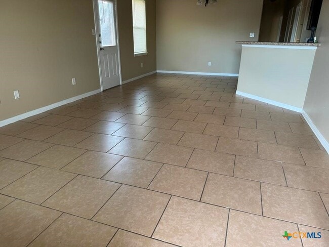 Building Photo - 1208 Cavalry Ln