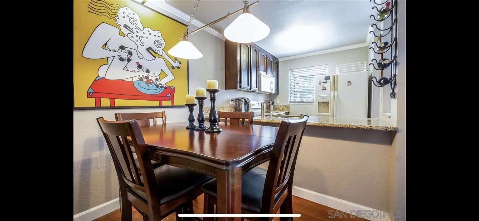 Building Photo - 4541 Utah St