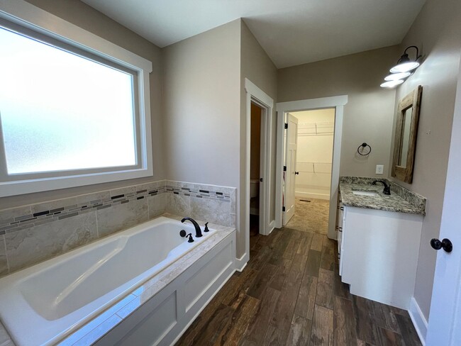 Building Photo - Murfreesboro / Rockvale Country Home 23 pl...