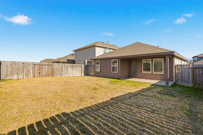 Building Photo - 5215 Mossdale Blf Ln