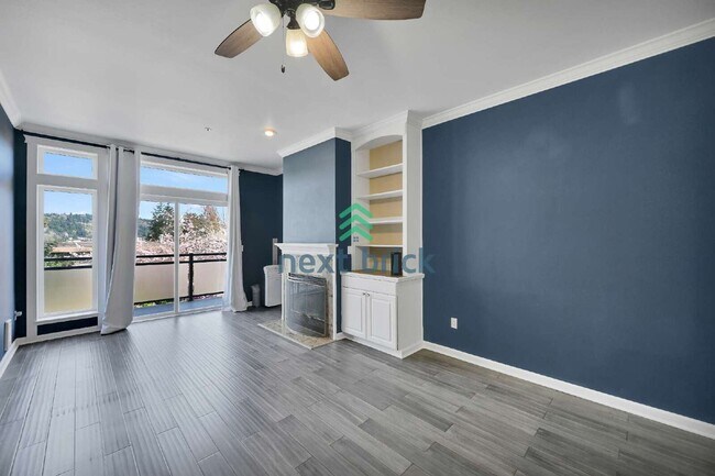 Building Photo - 3 BED & 3 BATH CONDO FOR RENT